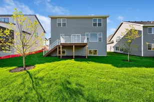 1969 S Lusitano St, Shakopee, MN 55379 - Photo 4