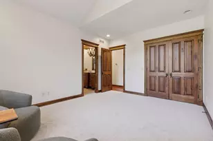 8523 Amsden Rd, Bloomington, MN 55438 - Photo 32