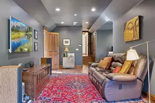 8523 Amsden Rd, Bloomington, MN 55438 - Photo 36