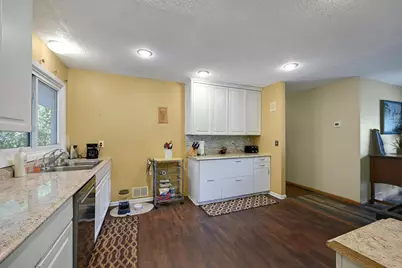 2221 Texas Avenue S, Saint Louis Park, MN 55426 - Photo 6