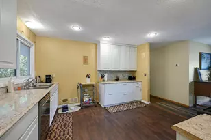 2221 Texas Ave S, Saint Louis Park, MN 55426 - Photo 6