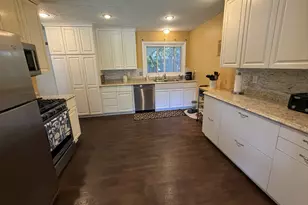 2221 Texas Ave S, Saint Louis Park, MN 55426 - Photo 4