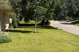 2221 Texas Ave S, Saint Louis Park, MN 55426 - Photo 10