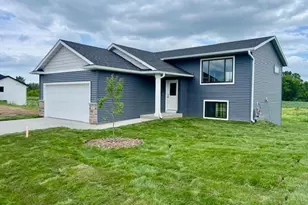 921 3rd St, Wanamingo, MN 55983 - Photo 1