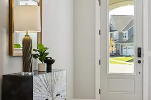 6565 Timber Arch Dr, Chaska, MN 55318 - Photo 2