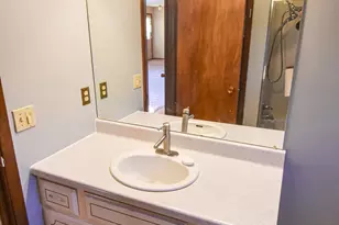 302 Sherwood Ave N, Thief River Falls, MN 56701 - Photo 22