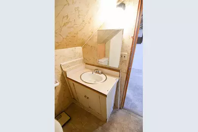 715 8th Street E, Thief River Falls, MN 56701 - Photo 26