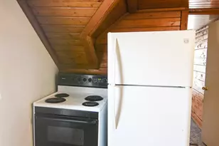 715 8th St E, Thief River Falls, MN 56701 - Photo 22