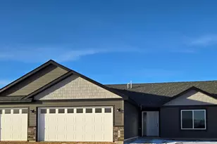 808 12th St SE, Waseca, MN 56093 - Photo 1