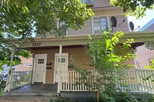 1517 11th Ave S, Minneapolis, MN 55404 - Photo 1