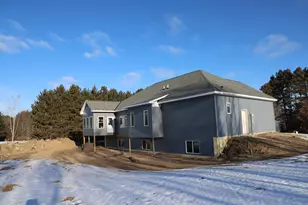 33006 Hilary Cir, Cambridge, MN 55008 - Photo 6