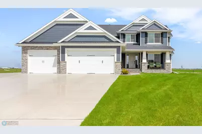 4533 38 1/2 Avenue N, Reile's Acres, ND 58102 - Photo 1