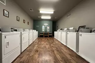 109 E Luverne St, Luverne, MN 56156 - Photo 8