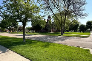 109 E Luverne St, Luverne, MN 56156 - Photo 28