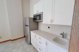 542 Benson Ave SW, Willmar, MN 56201 - Photo 6