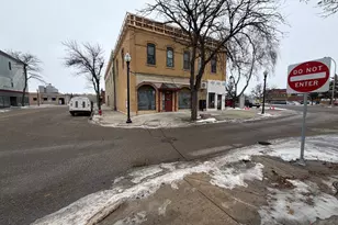 542 Benson Ave SW, Willmar, MN 56201 - Photo 18