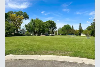 613 & 615 Giles Place, Albert Lea, MN 56007 - Photo 2