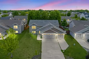 1104 Heron Dr, Mankato, MN 56001 - Photo 1