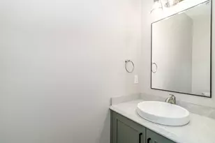 811 Viburnum St, Belle Plaine, MN 56011 - Photo 8