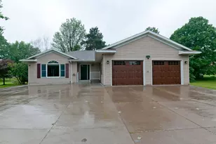 143 Tiffany Creek Rd, Glenwood City, WI 54013 - Photo 1