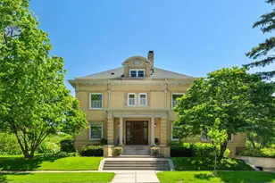 226 Grotto Street S, Saint Paul, MN 55105 - Photo 1