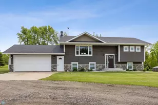 18117 Cherry Creek Ln, Detroit Lakes, MN 56501 - Photo 2