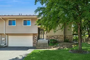 7297 Pontiac Cir, Chanhassen, MN 55317 - Photo 1