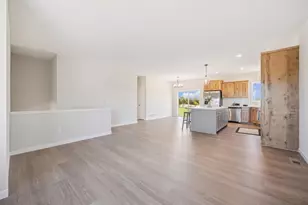 4653 8th St NE, Saint Cloud, MN 56304 - Photo 12