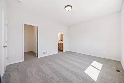 4653 8th Street NE, Saint Cloud, MN 56304 - Photo 14