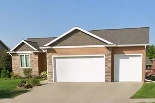 427 15th Ave NE, Byron, MN 55920 - Photo 1