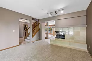 15813 Highview Dr, Apple Valley, MN 55124 - Photo 8