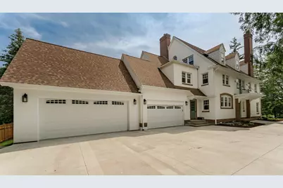 925 6th Street SW, Rochester, MN 55902 - Photo 6