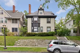 583 Lincoln Ave, Saint Paul, MN 55102 - Photo 1