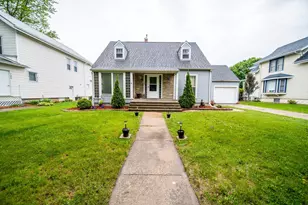 109 2nd St SW, Blooming Prairie, MN 55917 - Photo 2