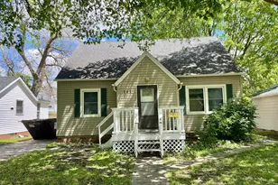 111 N Park Ave, Springfield, MN 56087 - Photo 2