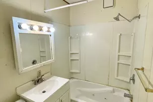 111 N Park Ave, Springfield, MN 56087 - Photo 26