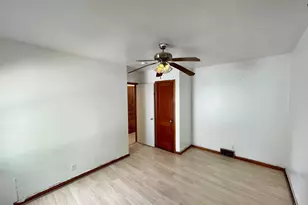 111 N Park Ave, Springfield, MN 56087 - Photo 24