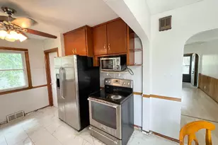 111 N Park Ave, Springfield, MN 56087 - Photo 16