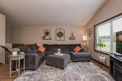 641 Beverly Street, Wanamingo, MN 55983 - Photo 4