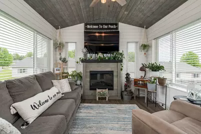 641 Beverly Street, Wanamingo, MN 55983 - Photo 12