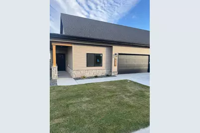 4176 Arthur Drive S, Fargo, ND 58104 - Photo 2