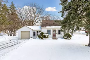 301 19th Ave N, Hopkins, MN 55343 - Photo 4