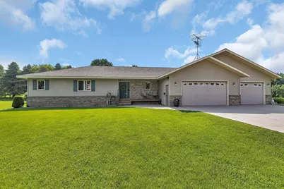 204 West Street, Saint Martin, MN 56376 - Photo 1