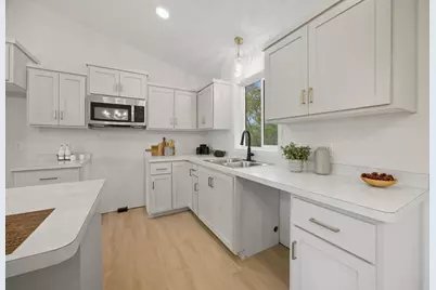 4631 9th Street NE, Saint Cloud, MN 56304 - Photo 8