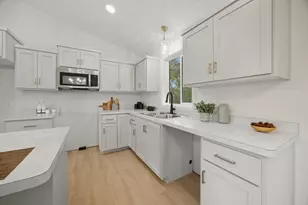 4631 9th St NE, Saint Cloud, MN 56304 - Photo 8