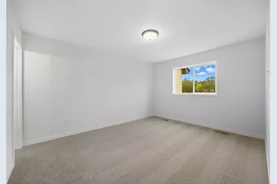 4631 9th Street NE, Saint Cloud, MN 56304 - Photo 16