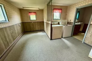 409 Maple Street N, Mabel, MN 55954 - Photo 6