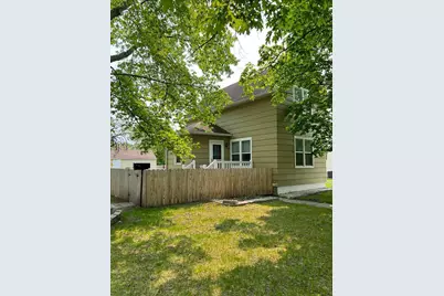 120 Merriam Avenue N, Thief River Falls, MN 56701 - Photo 1