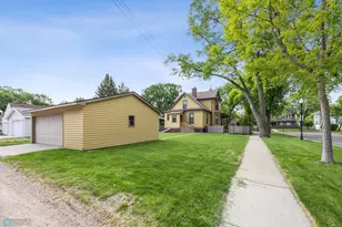 1121 4th Ave S, Fargo,  58103 - Photo 60