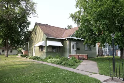 105 2nd Street NE, New Prague, MN 56071 - Photo 1